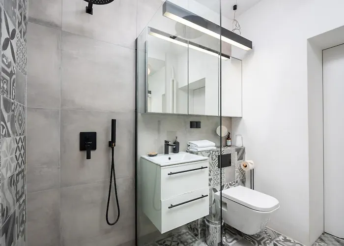 شقة Ochota Siewierska Modern By Bookinghost